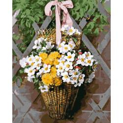 Плетенная корзинка с цветами 