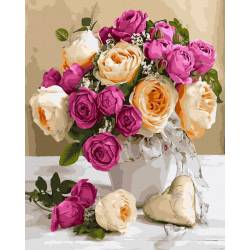 Букет белых и розовых роз