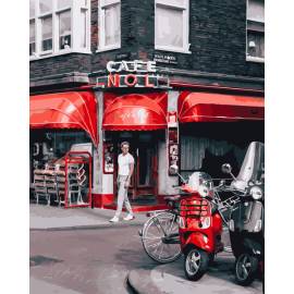 Вуличне кафе в Парижі